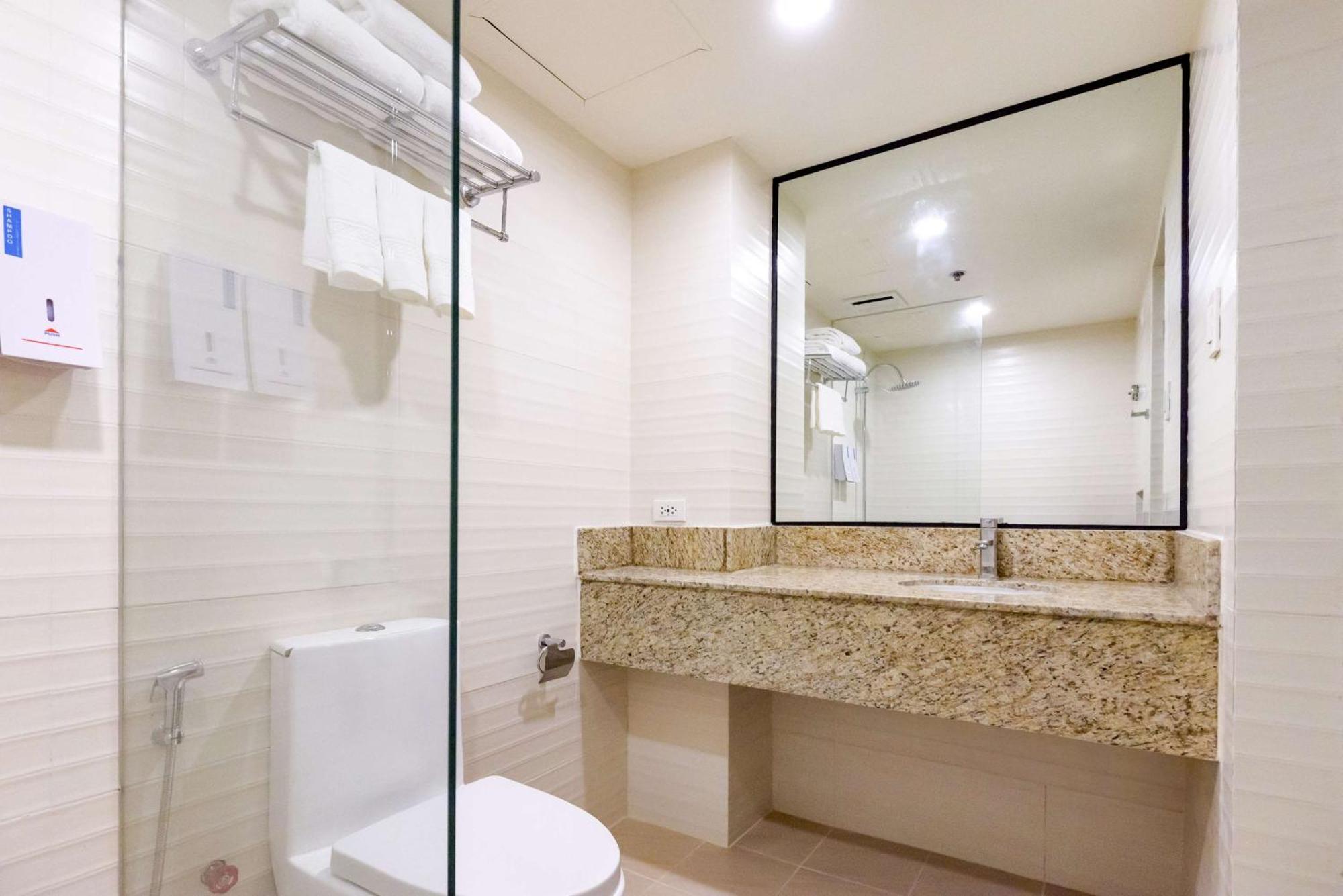 Surestay Plus By Best Western Cebu City Exterior foto